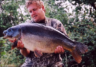 Tony Cruse - 26lb Leather - Nazeing South Lagoon